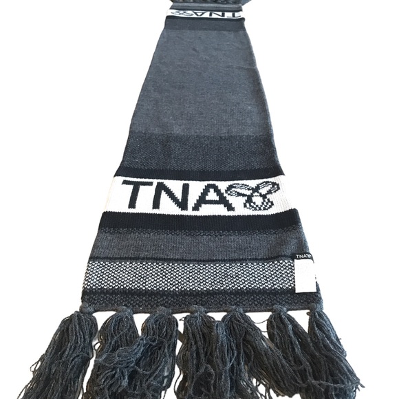 TNA GREY BLACK LOGO FRINGE High Bulk Long Scarf - Picture 7 of 7